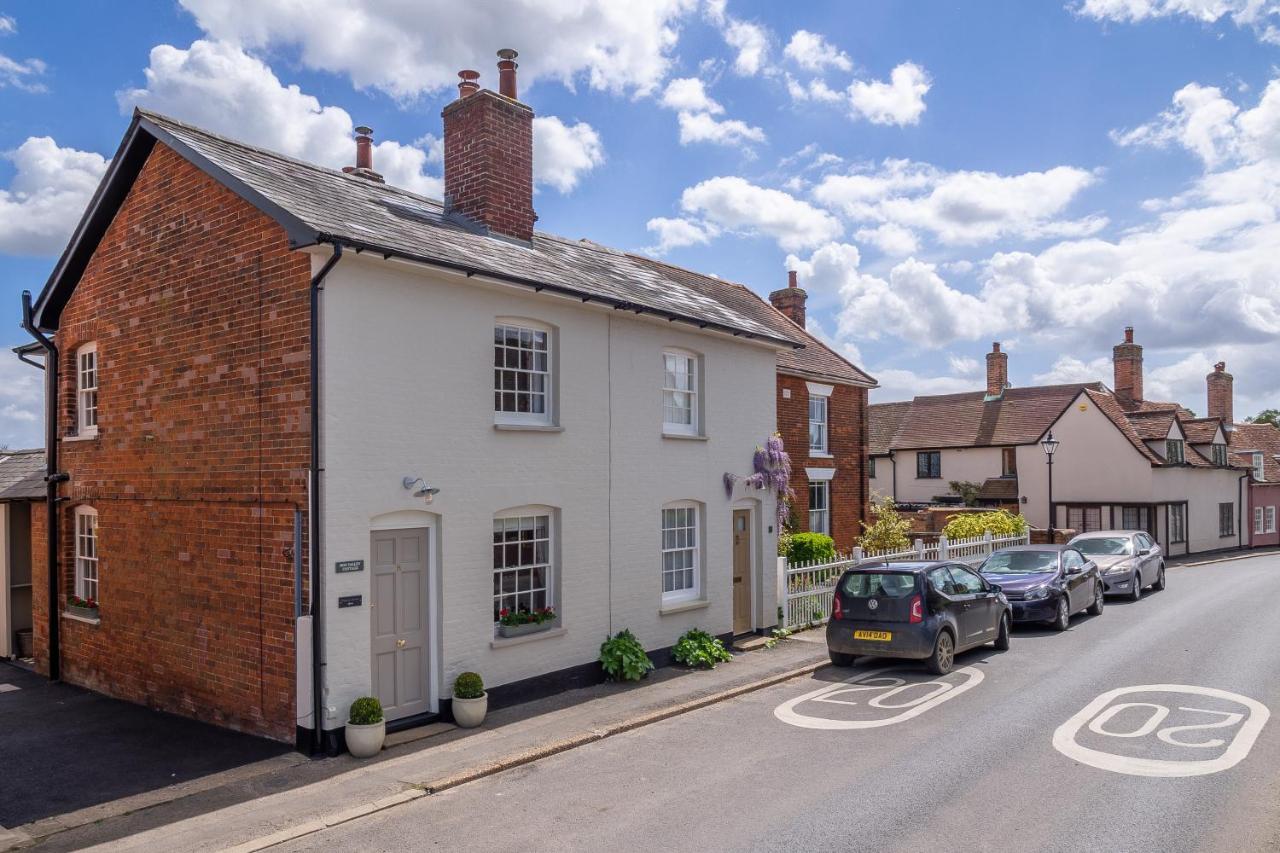 Immaculate Luxury Retreat In Pretty Village With Great Pubs - Box Valley Cottage ストーク・バイ・ネイランド エクステリア 写真